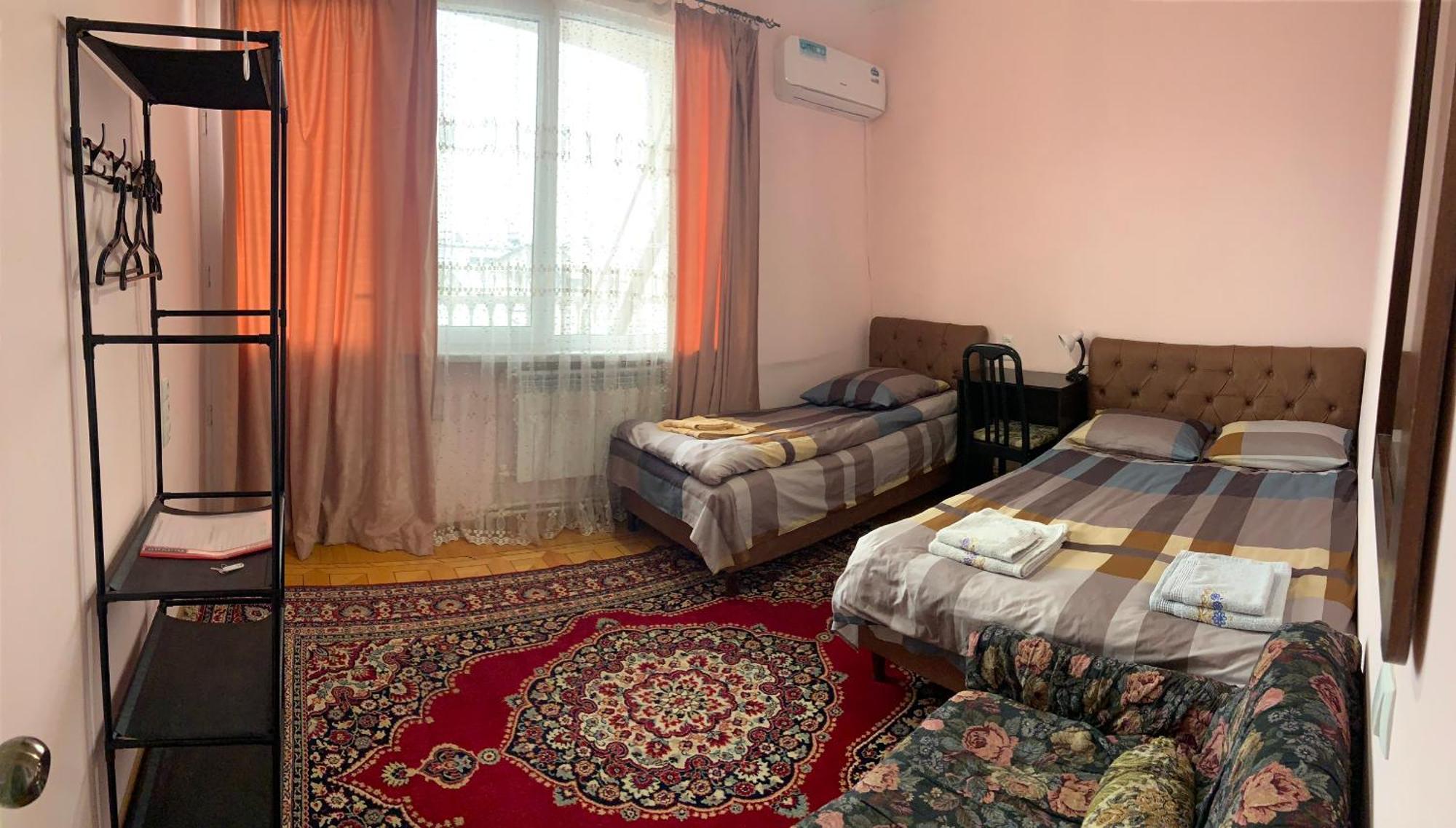Guest House Lilia Yerevan Exterior foto